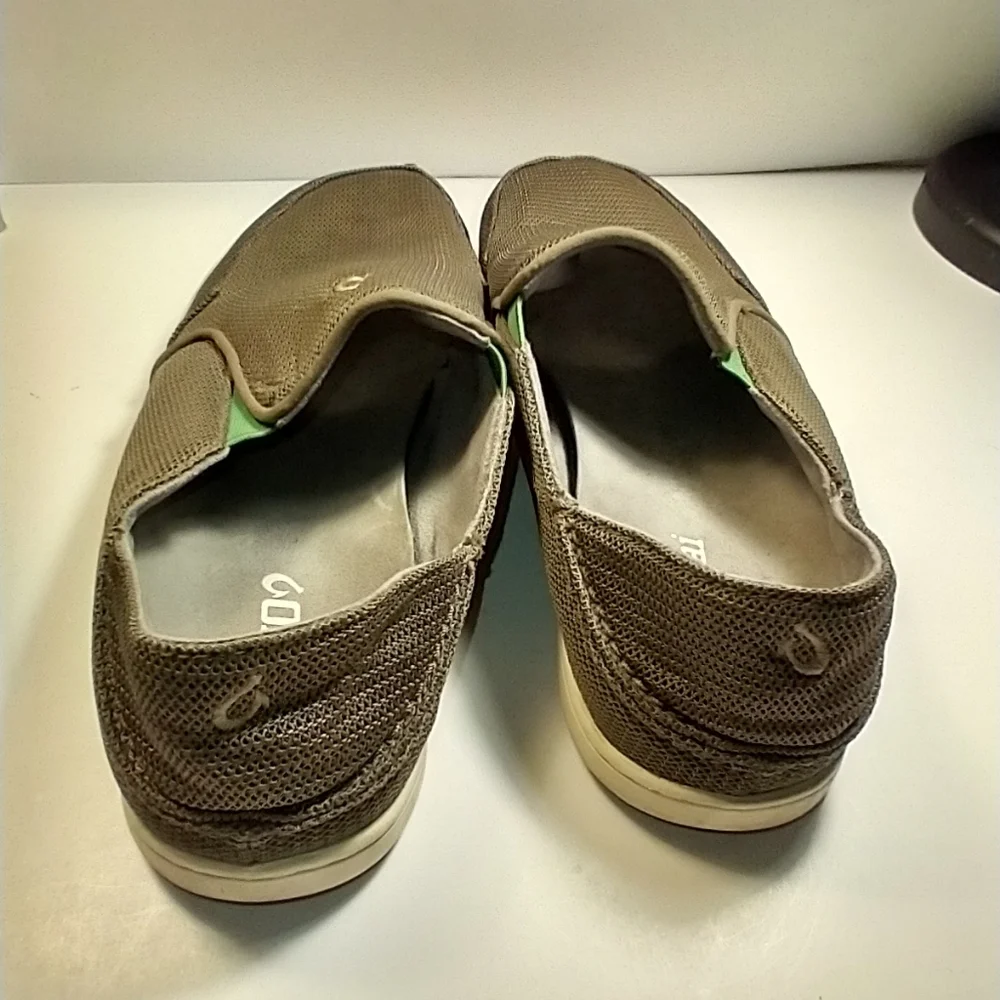 Olukai Nohea Mesh Slip On Loafer Shoes Men's sz 9.5.